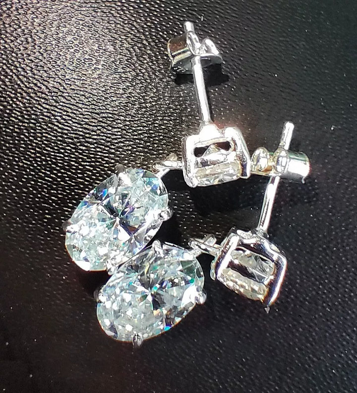 Gorgeous 7.00 Ct Oval White Diamond Earrings