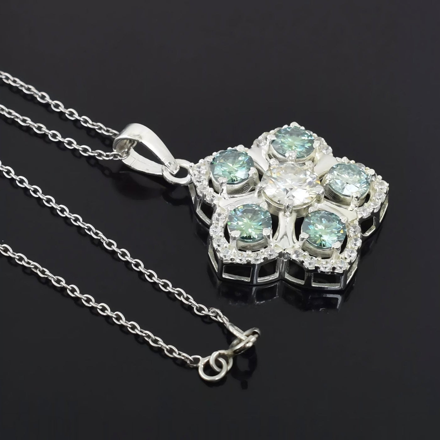 diamond neklace