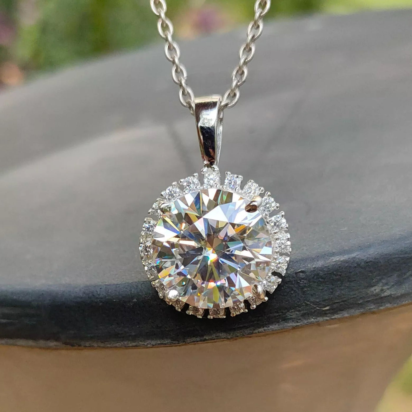 9 Ct Certified White Diamond Solitaire Pendant