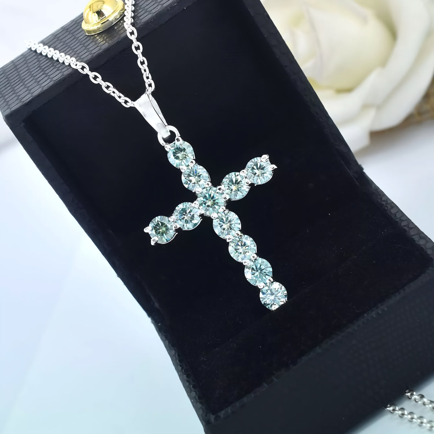 diamond pendant