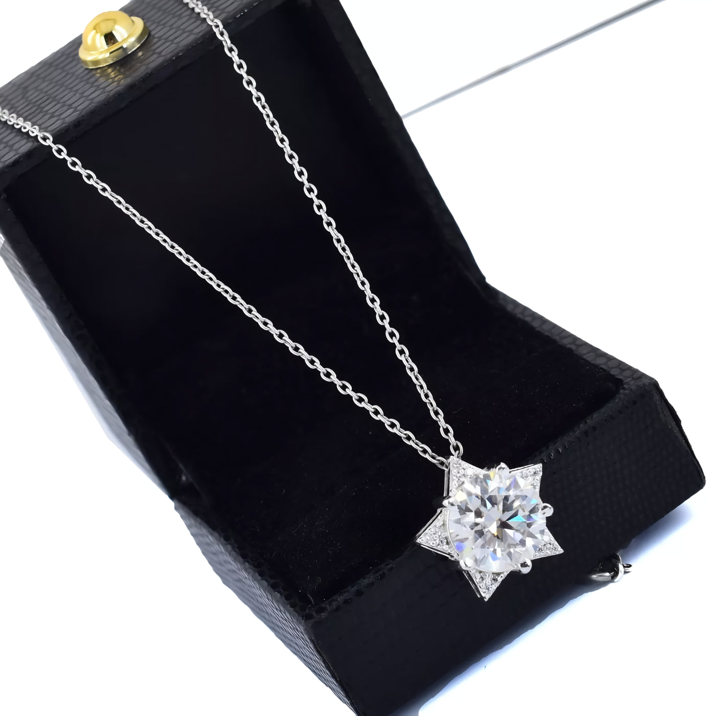 diamond pendant
